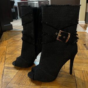 Elegant Black Peep-Toe Heeled Boots